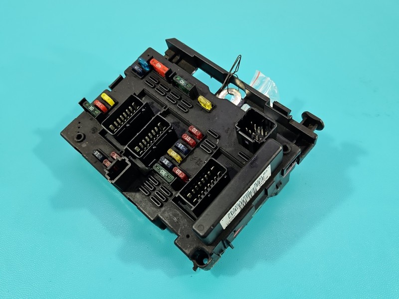 Sterownik moduł BSM, uszkodzone mocowanie Peugeot 307 9643537880