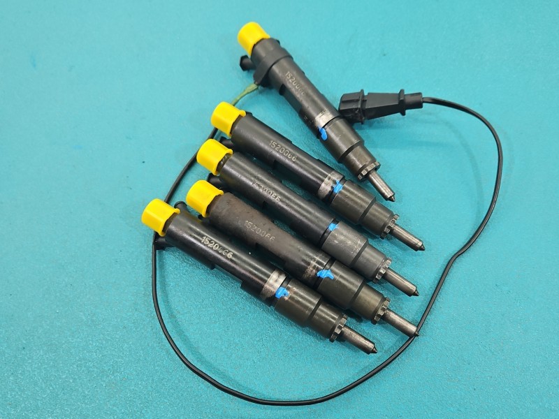 Wtryskiwacz Vw Transporter T4 074130202N, 33738 2.5 TDI