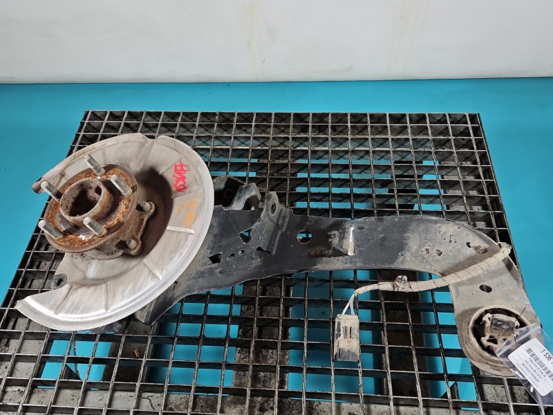 Piasta koła tył lewa zwrotnica łożysko Ford Focus Mk4 1.5 TDCI