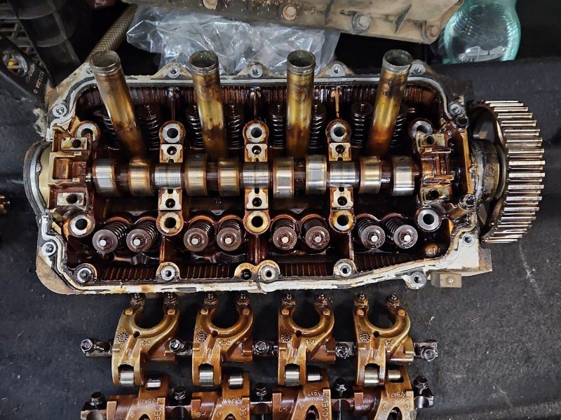 Głowica Renault Clio II 8200042722 1.2 16V (D4FB712)