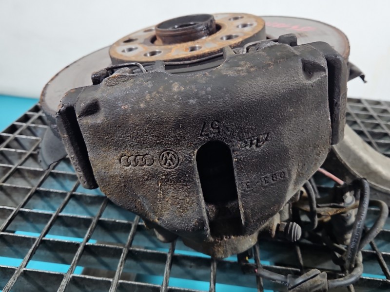 Zacisk przód lewy Audi A4 B6 2.0 20v