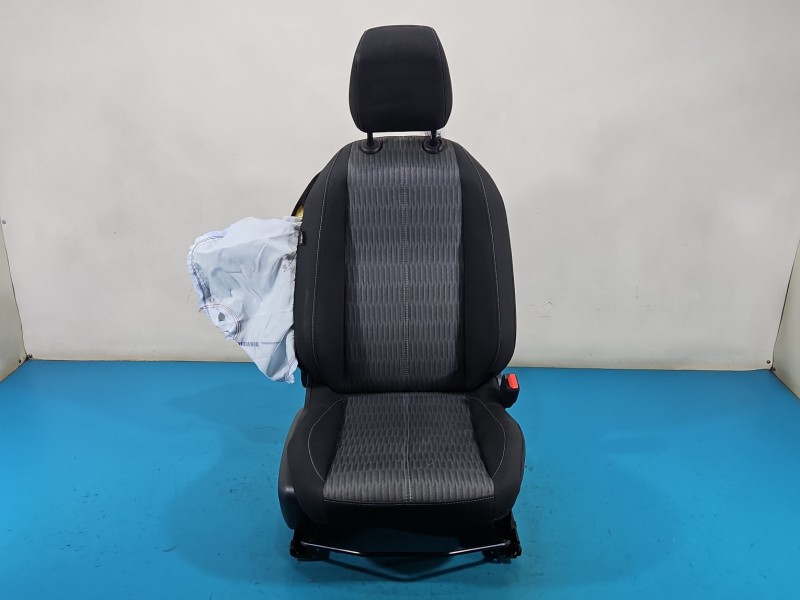 Fotel prawy przód pasażera Opel Corsa F 5d EUROPA