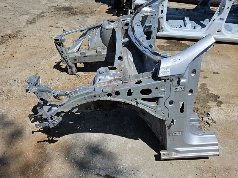 Podłużnica lewa fartuch ćwiartka Opel Insignia B