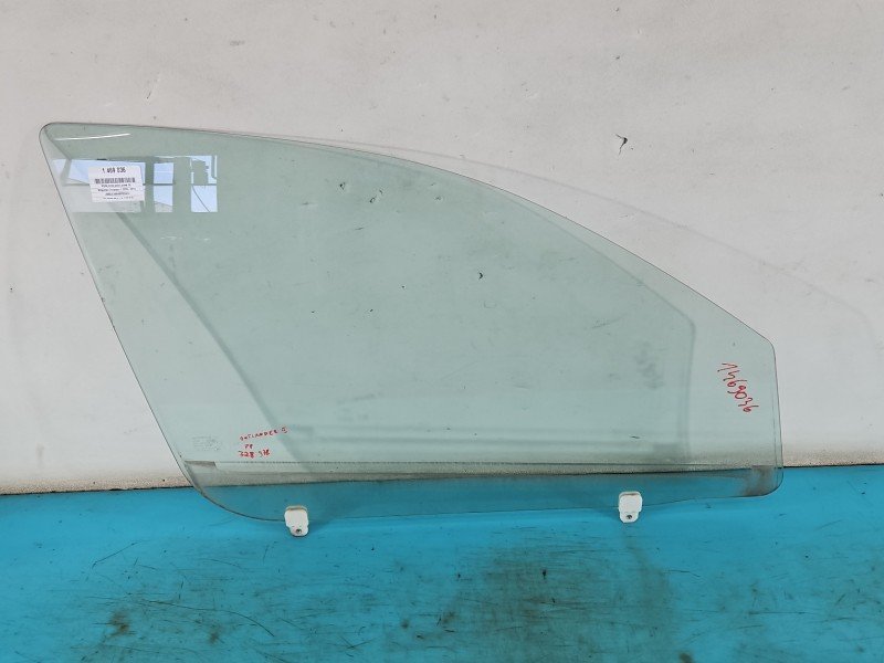 Szyba drzwi przód prawa Mitsubishi Outlander II HB