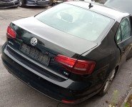 Klapa tył Vw Jetta VI sedan 4d czarny 041