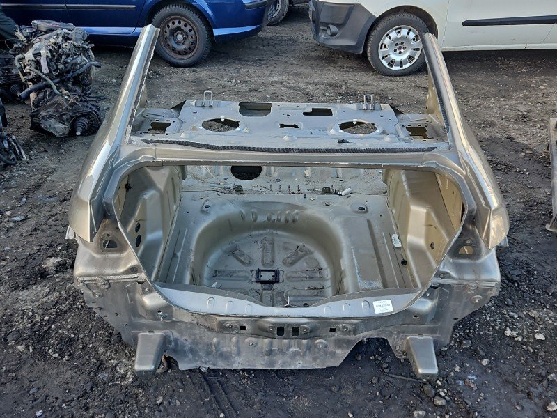 Pas tylny podłoga bagażnika Peugeot 301 wanna sedan ćwiartka