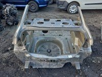 Pas tylny podłoga bagażnika Peugeot 301 wanna sedan ćwiartka