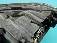 Reflektor prawy lampa przód Vw Passat B7 EUROPA