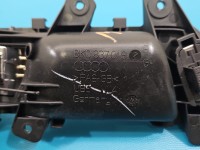Klamka wewnętrzna przód lewa AUDI A4 B8 8K0837019