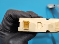 Podnośnik przód lewy Citroen C5 I 996387-103, 16125440240057, 503620090208 5d HB