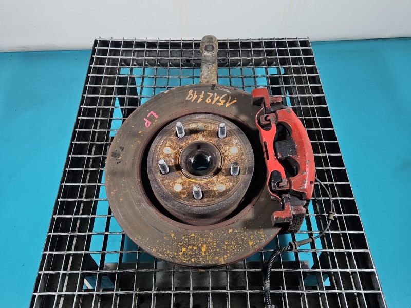 Zwrotnica lewa piasta przód 3.0 CRD Jeep Grand Cherokee IV WK2