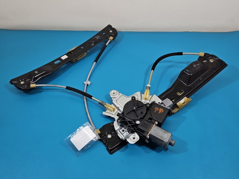 Podnośnik przód prawy SZYBY WINDA Opel Insignia A Producent części: OPEL, 7PIN 13302452 5d kombi