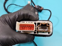 Instalacja Wiązka drzwi przód prawych Jeep Grand Cherokee IV WK2 P68136763AD