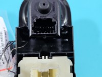 Przełącznik szyb Renault Captur I uszkodzone mocowanie EU 254113300R