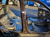 Próg prawy SŁUPEK ŚRODKOWY B BMW X5 F15 5d B53\8