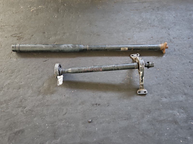 Wał napędowy tył Vw Passat B8 2.0 tdi