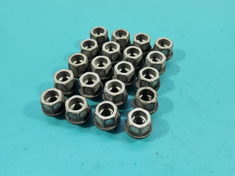 Śruby kół Opel Insignia B szpilki