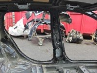 Próg lewy SŁUPEK ŚRODKOWY B Infiniti Q30 HB 5d czarny GAC