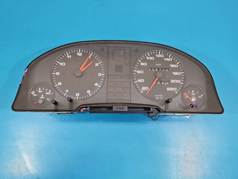 Licznik Audi 80 B4 1.9 tdi 8A0919033E EUROPA