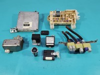 Komputer Sterownik silnika 89661-0F030 Toyota Corolla Verso II 1.8 vvti