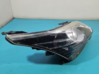 Reflektor prawy lampa przód Toyota Avensis III T27 EUROPA