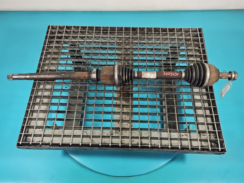 Półoś przód prawa Citroen DS4 11-15 2.0 hdi manual