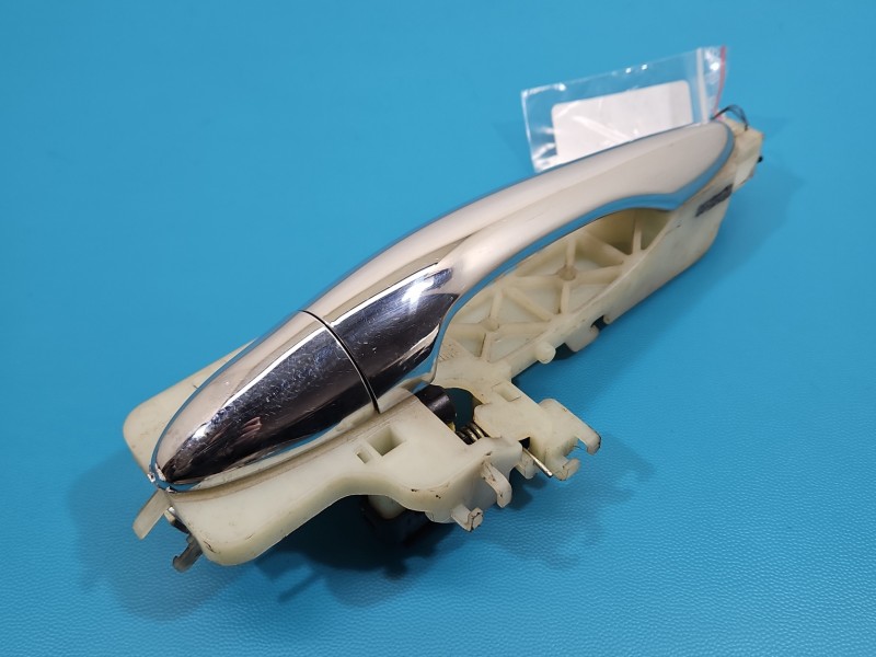 Klamka tył prawa zewnętrzna Kia Sportage III 10-15