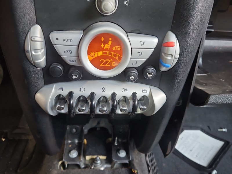 Konsola panel nawiewu Mini Cooper One II R56 06- 69810704