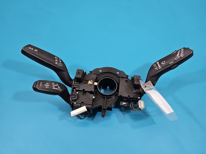 Przełącznik zespolony AUDI Q5 08- 4G8953502AD