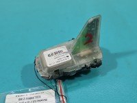 Antena Mercedes CLS II C218 W218 218 A2128201775 srebrny 792