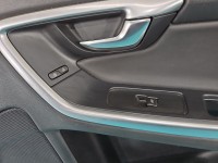 Tapicerka drzwi przód prawa boczek VOLVO S60 II 10- 8635857
