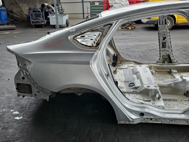 Błotnik tył prawy Ford Fusion USA 2012-2020 srebrny ćwiartka