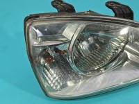 Reflektor prawy lampa przód Kia Carens II EUROPA