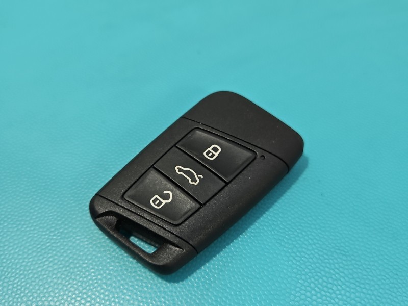 PILOT KLUCZYK KEYLESS Skoda Superb III