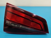 Lampa tył lewa klapy Vw Jetta VI sedan EUROPA