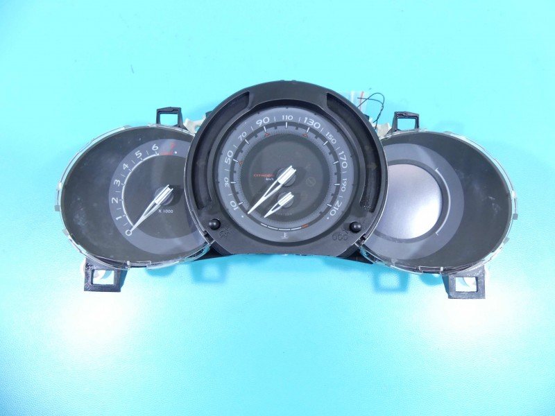 Licznik CITROEN DS3 10-16 96664542XT 1.6 16V EUROPA