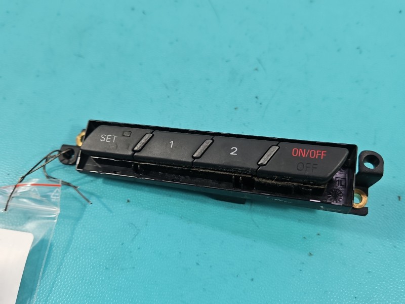 Przełącznik Producent części: Audi, Pamięci fotela przód lewy AUDI Q7 I 4L 4F1959769A