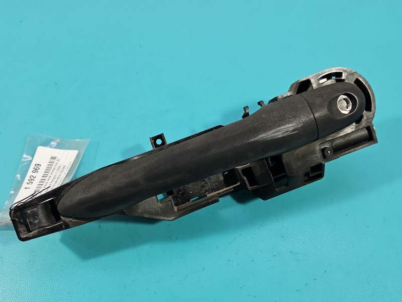 Klamka przód lewa zewnętrzna Renault Kangoo II 8200497521 0389