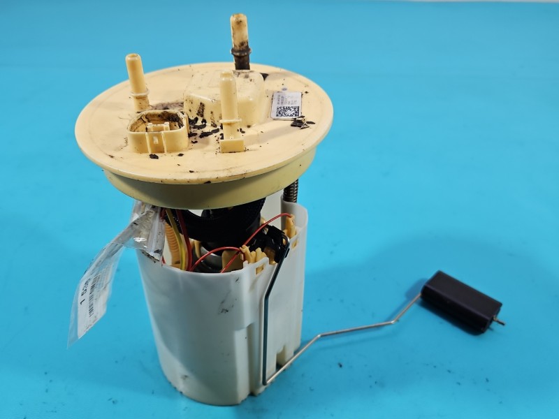 pompka Pompa paliwa Ford Focus Mk4 1.5 TDCI 0580203227 Producent części: FORD, 3 PIN