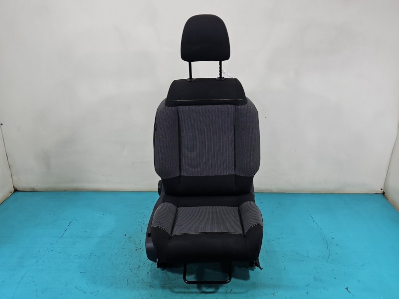Fotel prawy przód pasażera Citroen C3 III 16-24 5d EUROPA