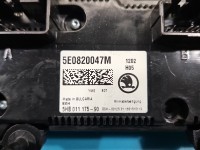 Konsola panel nawiewu Skoda Octavia III 5E0820047M