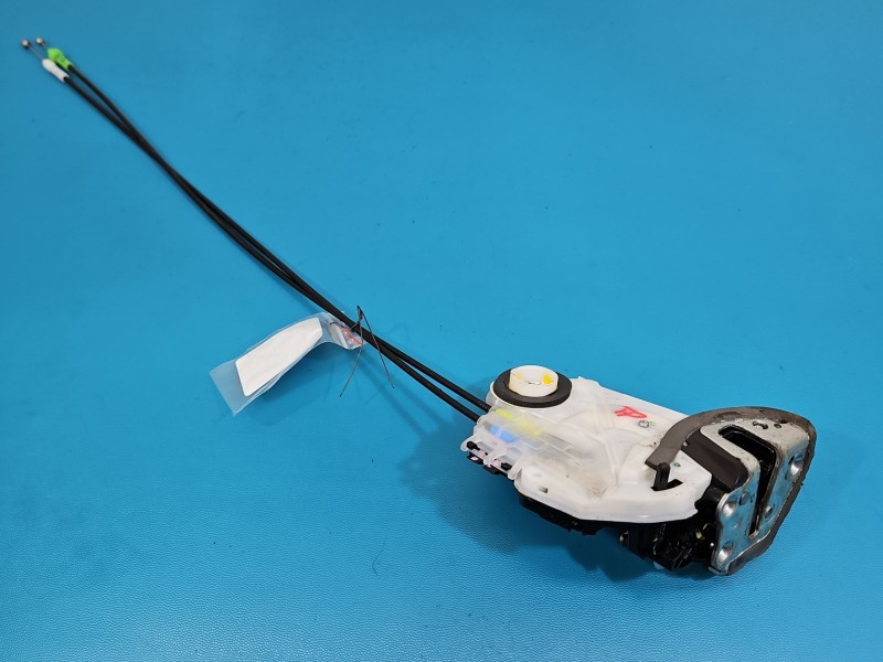 Zamek tył prawy 7052921A Toyota Corolla E16 E18 13- 2piny