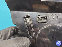 Konsola panel nawiewu Hyundai Santa Fe III 12–18 97250-4ZCA0, 97250-2WXXX