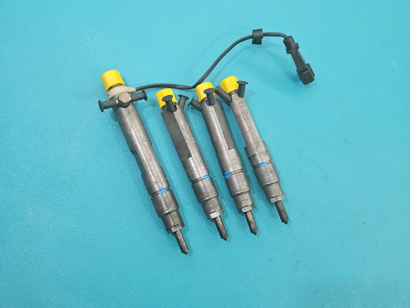 Wtryskiwacz Vw Golf III 0432193830, 028130201J 1.9 tdi