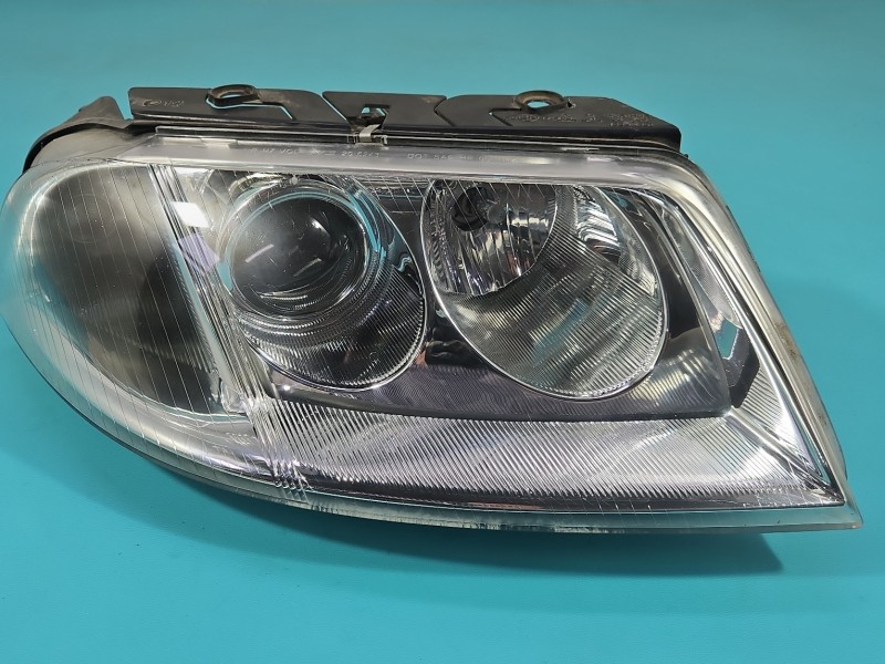Reflektor prawy lampa przód Vw Passat B5 EUROPA