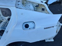 Błotnik tył lewy Kia Stinger ćwiartka SNOW WHITE PEARL