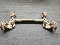 Tylna belka oś tył Opel Corsa D 1.4 16V