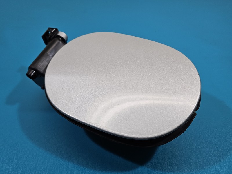 Klapka wlewu paliwa MERCEDES W176