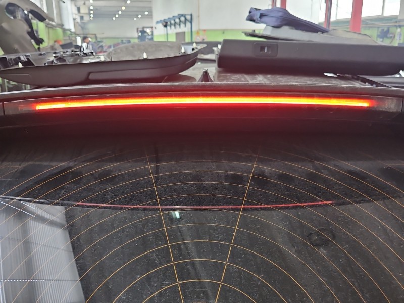 TRZECIE ŚWIATŁO STOP STOPU Land rover Discovery Sport 14- L550 HB