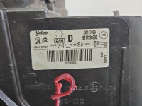 Reflektor prawy lampa przód Peugeot 301 EUROPA 9817296980, 90117969